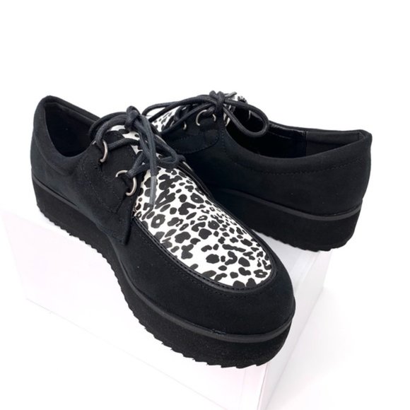 Round Toe Lace Up Cheetah Flatform Creeper - Picture 2 of 5